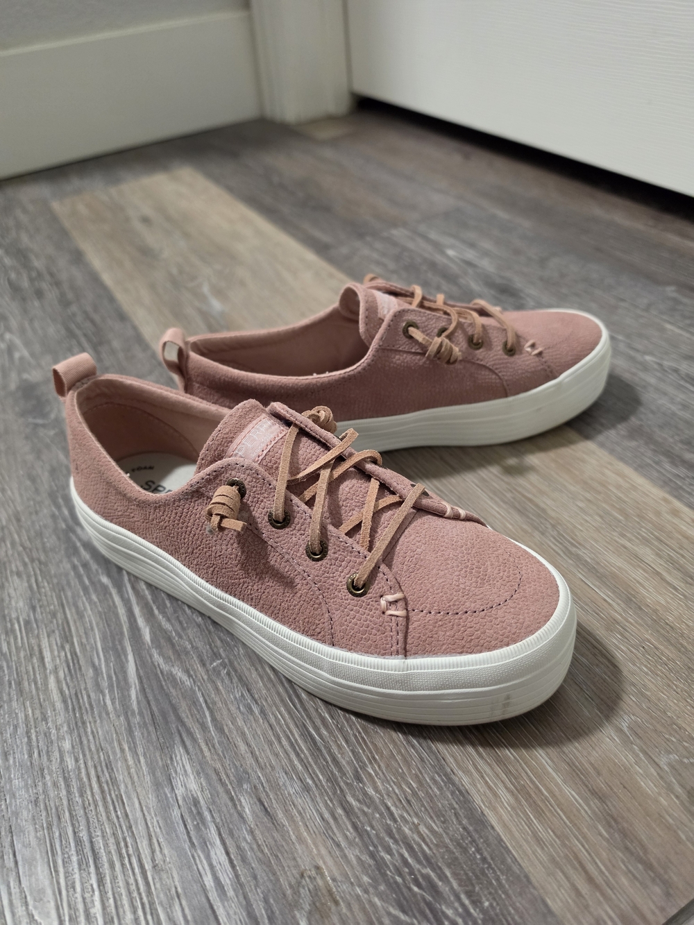 Sperry Top Sider Ladies Pink Casual Leather Sneakers